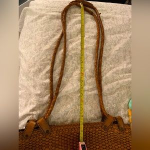 RARE   The J Peterman Co oversized leather tote